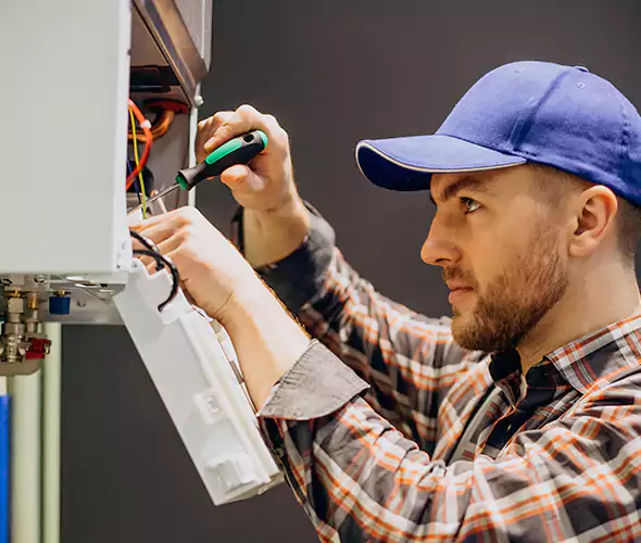 Expert Plumber for Tankless Water Heater Maintenance in Winchester, KY: Schedule Professional Maintenance Services with Us